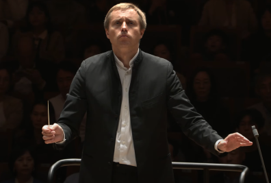 Vasily Petrenko y SIMF Orchestra - J. Brahms : Symphony No.1, Op.68