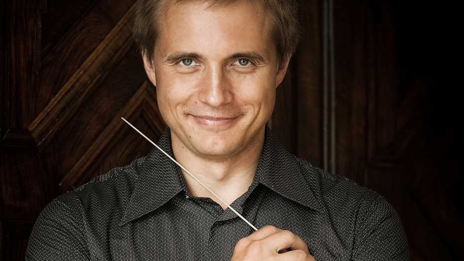 Vasily Petrenko continuará al frente de la Royal Philharmonic Orchestra hasta 2030